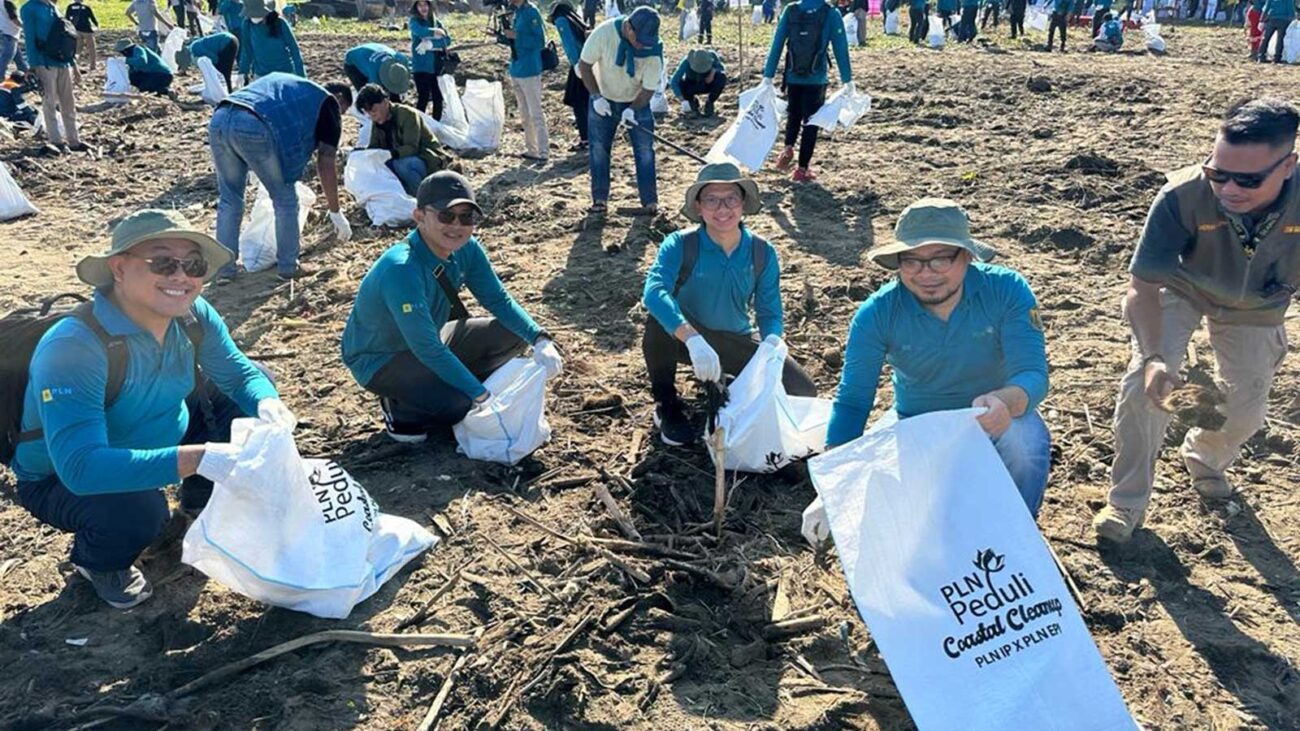 Laksanakan Acara Coastal Clean Up Sukabumi, PLN GG Mendukung Program Hari Lingkungan Hidup Sedunia Tahun 2023